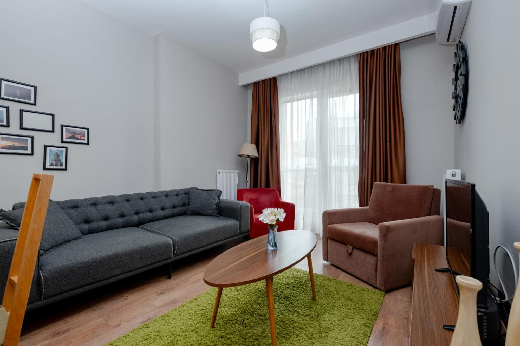 High Floor Lux Apartment *